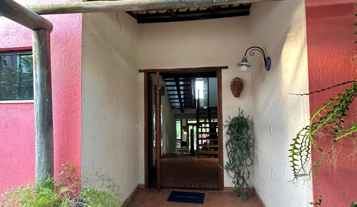 ff8fda51-2773-41b4-ba75-fb9e254ae11c