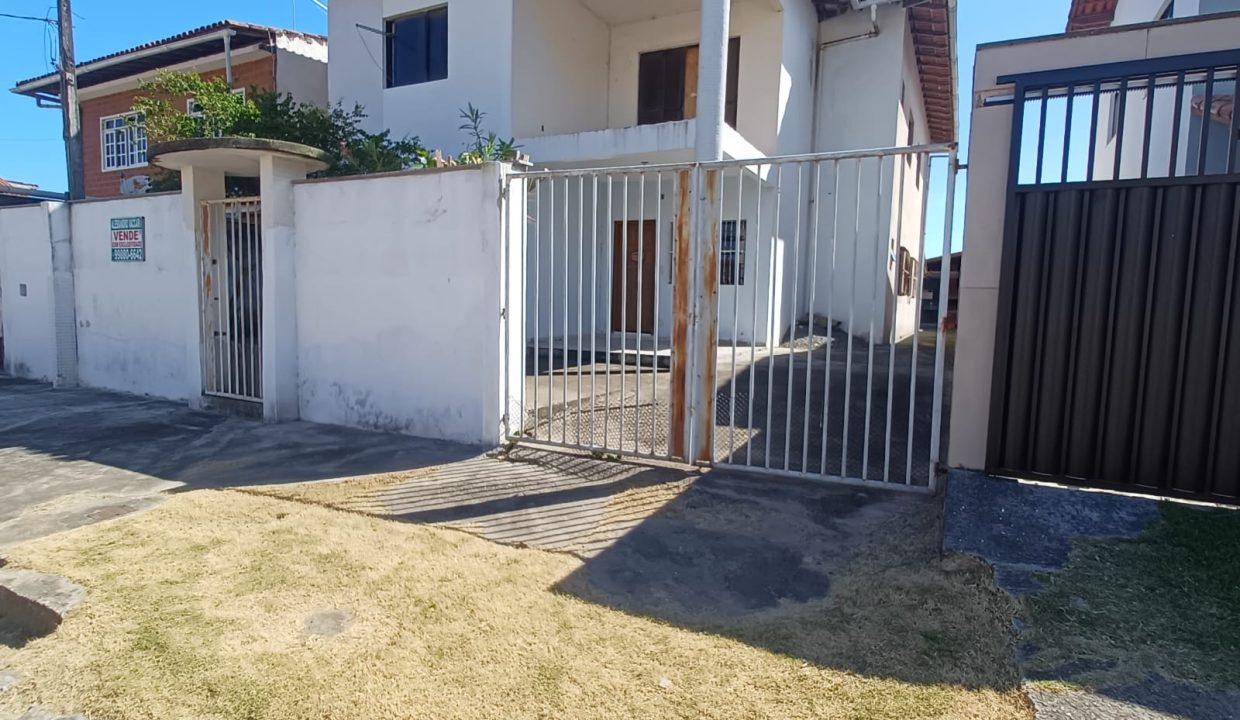 b258ff06-e625-4bc5-9528-1df380b67847