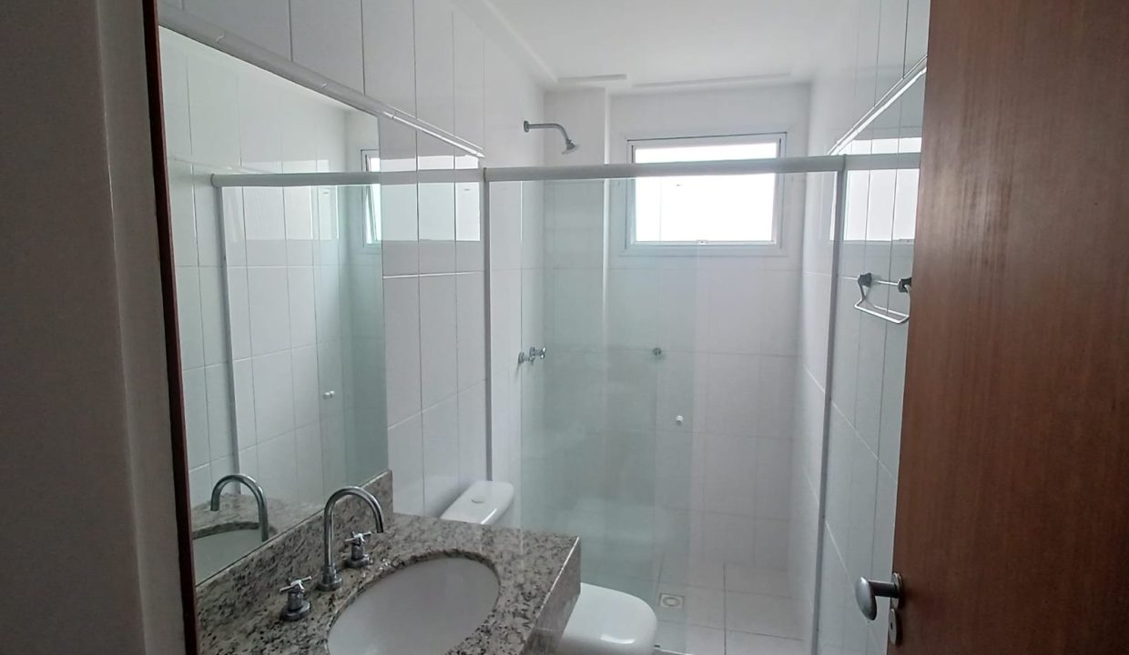 21b1122f-ad87-4b77-8022-7501e34899d4