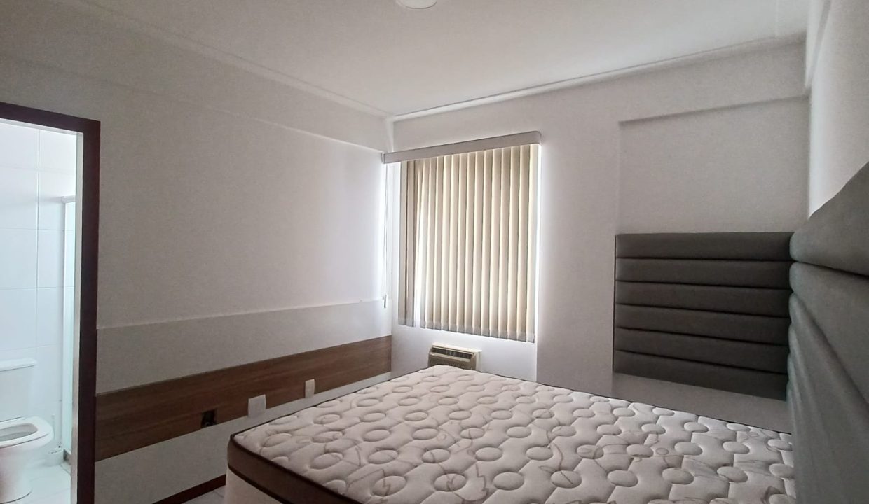 dec03cc7-2cdc-463b-b100-f483aee9ad54