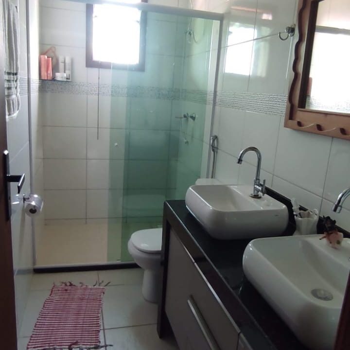 abc5060d-a8d3-4e5f-adf2-3aa9841763a0